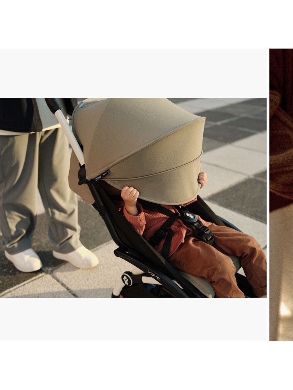 Compact Taupe Stroller - Picture 6 of 7